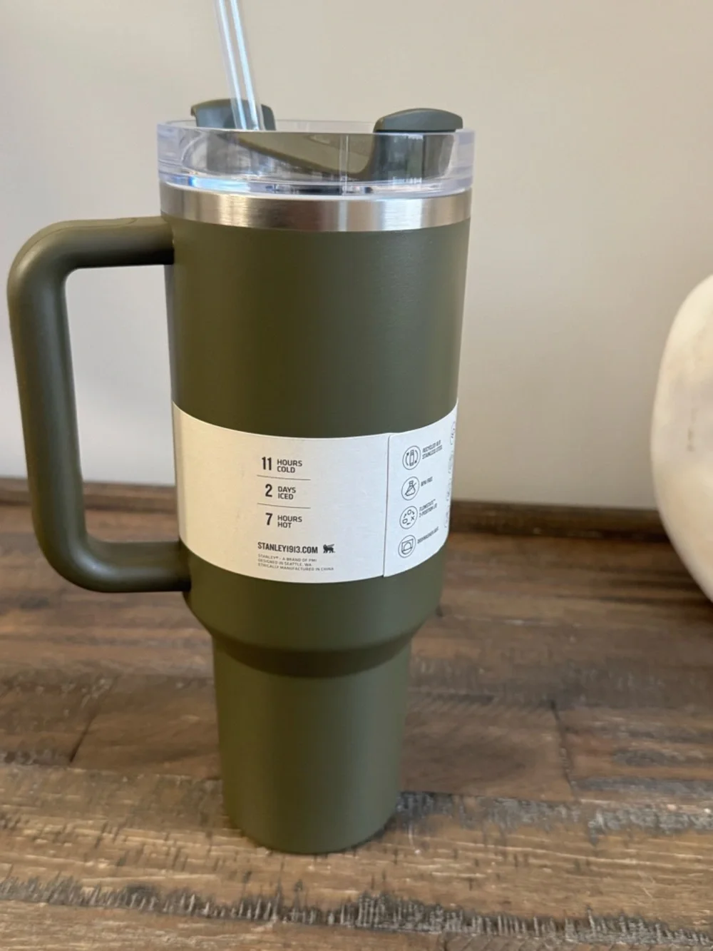 Stanley Olive Green Travel Tumbler with Handle & Clear Lid - Picture 7 of 8